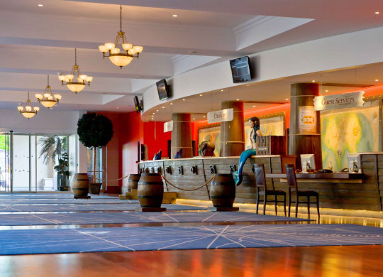 Lobby hotel Explorers Disneyland